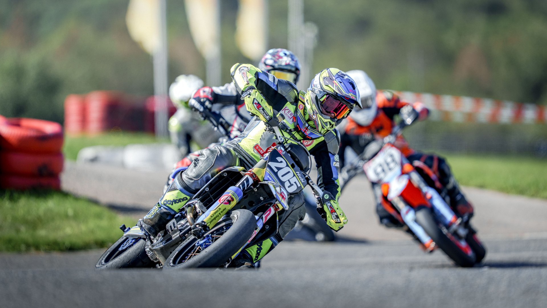 Bild zum Bericht „Supermoto Melk 2026: Buschberger wird Staatsmeister – Abschied von Rudi Bauer“ – GRIPcapture